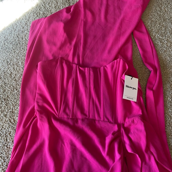 NWT SHOWPO revolve ABIGAIL MAXI DRESS - BODICE TIE DRESS IN MULBERRY - Picture 4 of 4